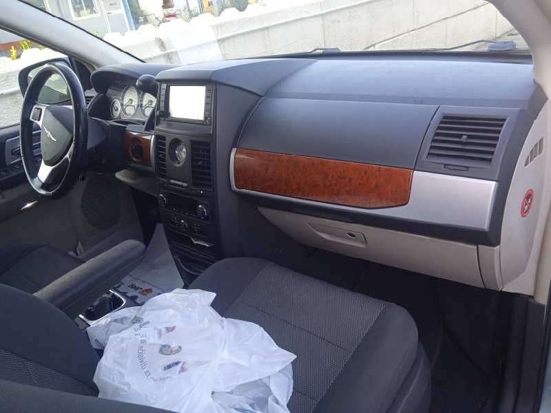 chrysler grand voyager del año 2009