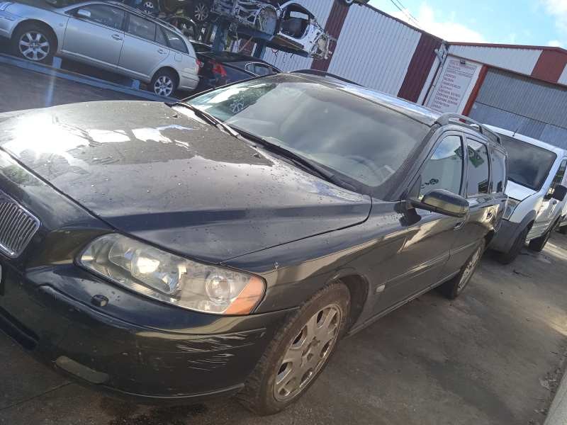 volvo v70 familiar del año 2006