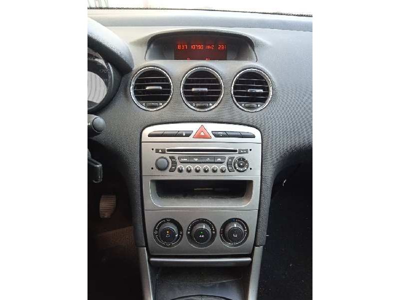 peugeot 308 del año 2012