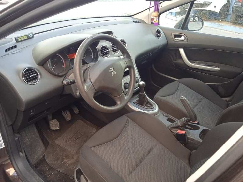 peugeot 308 del año 2012