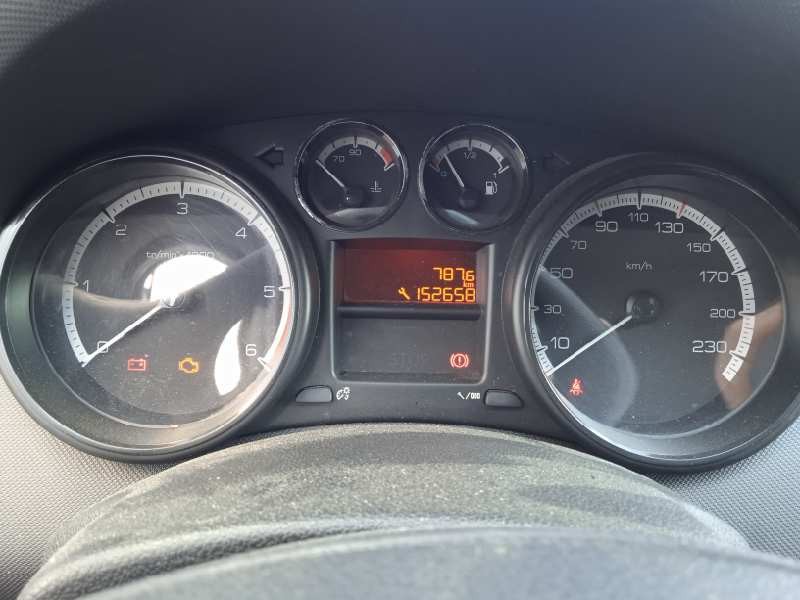 peugeot 308 del año 2012