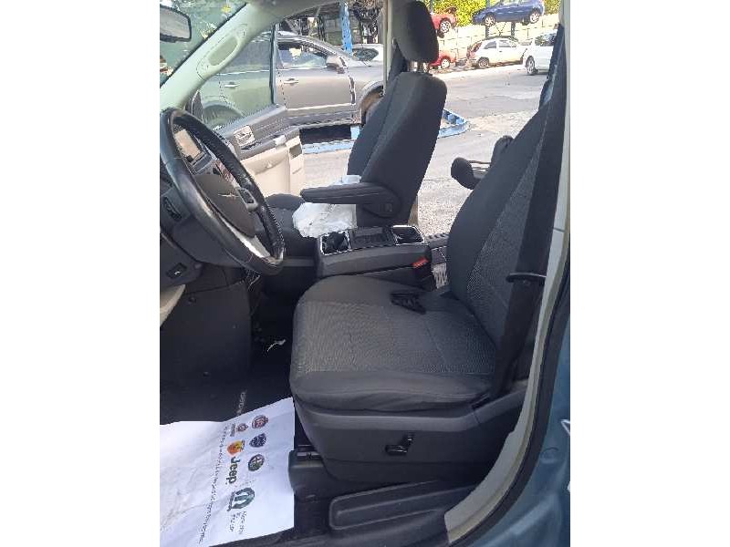 chrysler grand voyager del año 2009