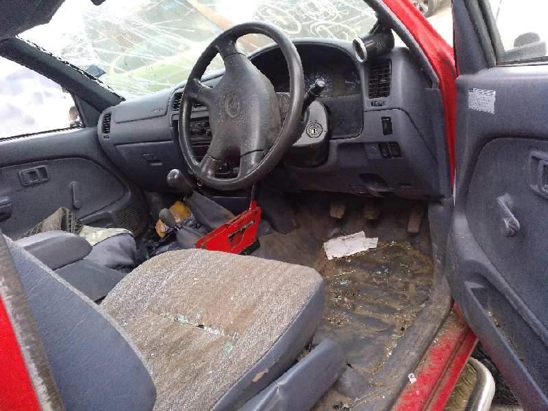 toyota hilux (kun) del año 2005