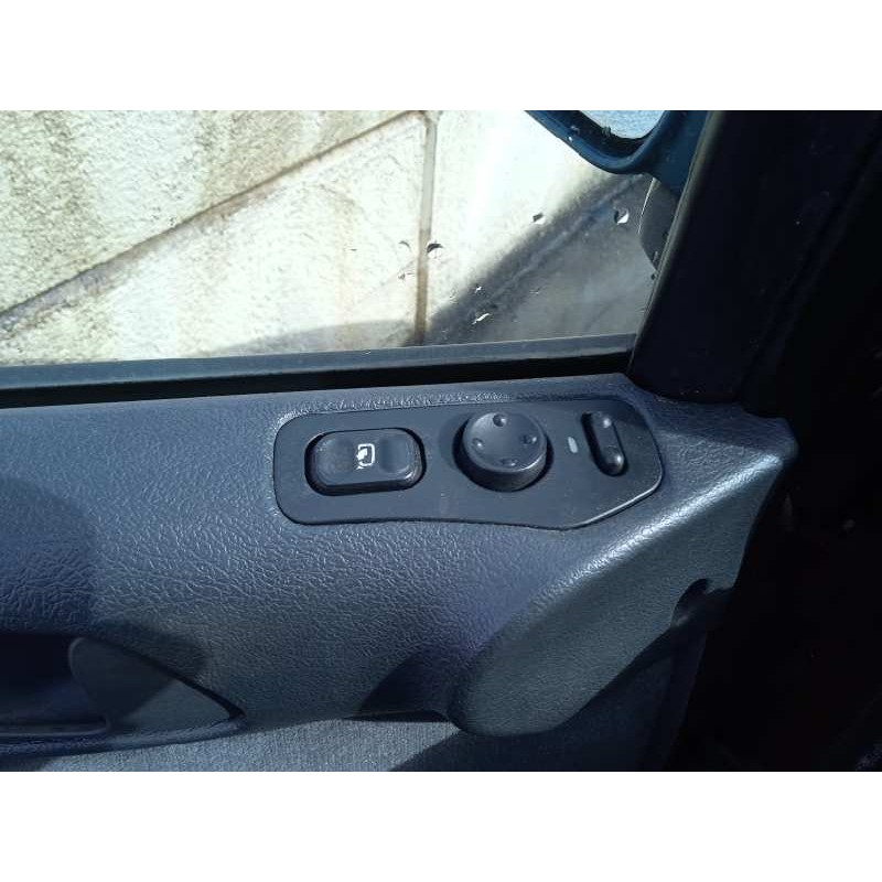 peugeot 806 del año 1998