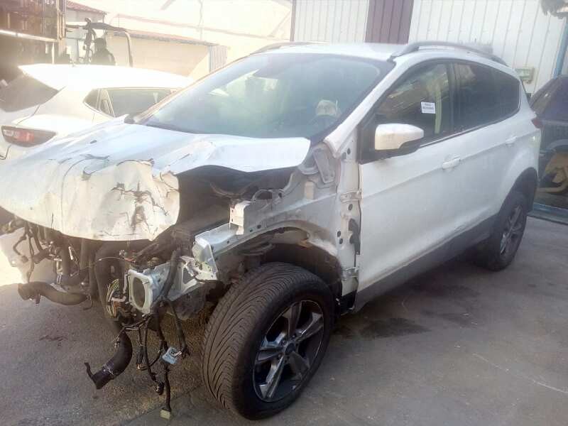 ford kuga (cbs) del año 2016