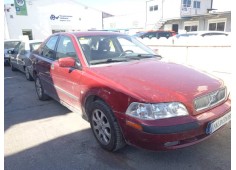 volvo s40 berlina del año 2001