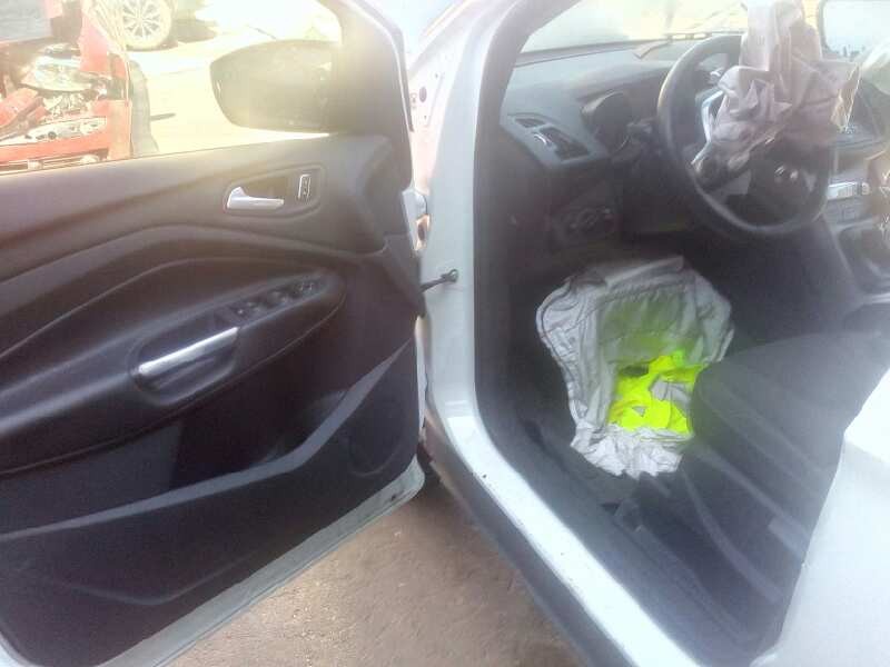 ford kuga (cbs) del año 2016