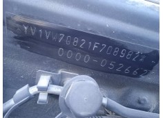 volvo v40 familiar del año 2001 2