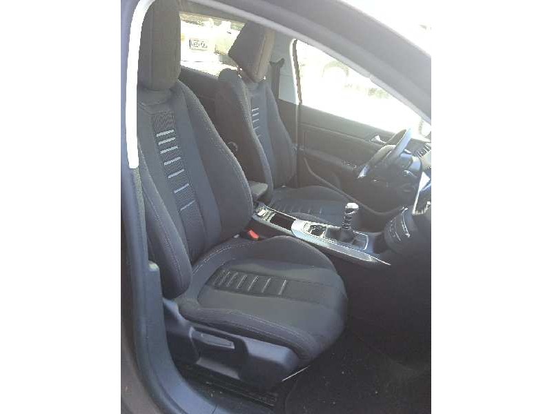 peugeot 308 del año 2013