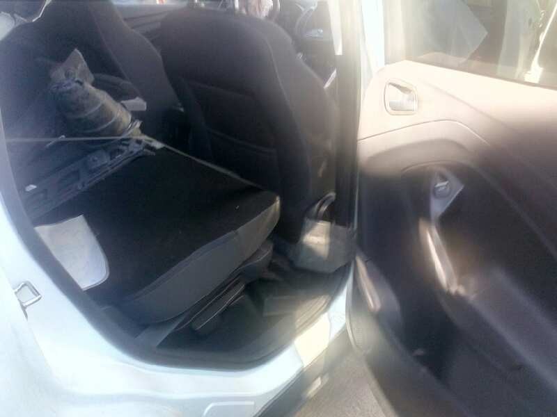 ford kuga (cbs) del año 2016