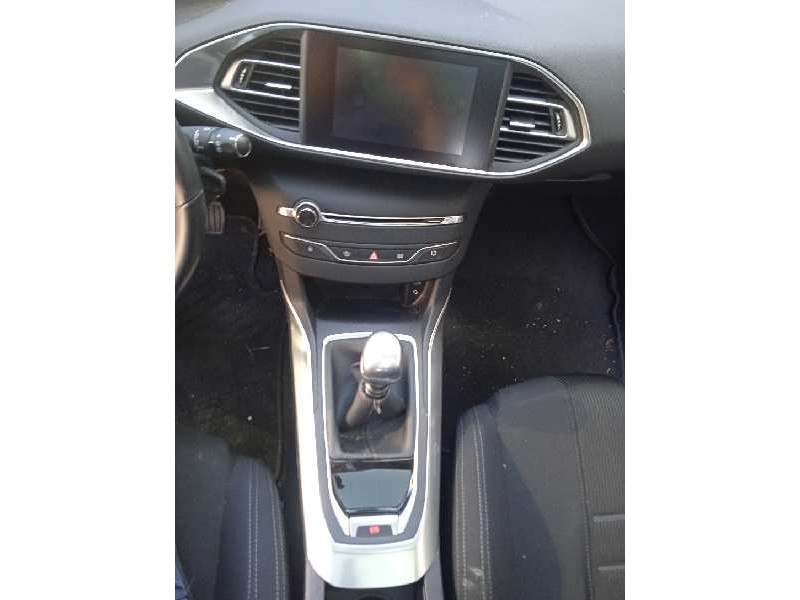 peugeot 308 del año 2013