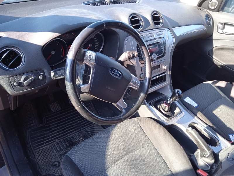 ford mondeo sportbreak (ca2) del año 2009