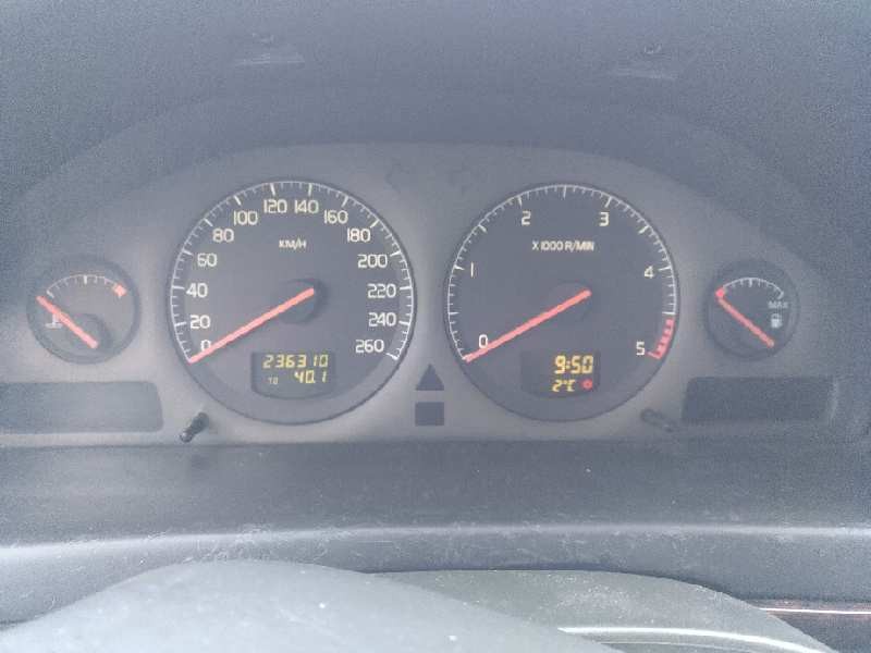 volvo s80 berlina del año 2000