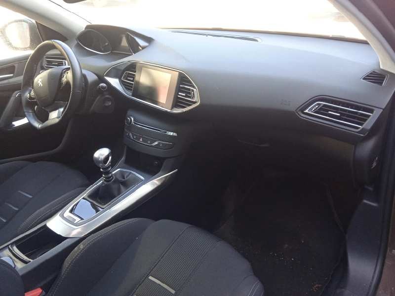 peugeot 308 del año 2013