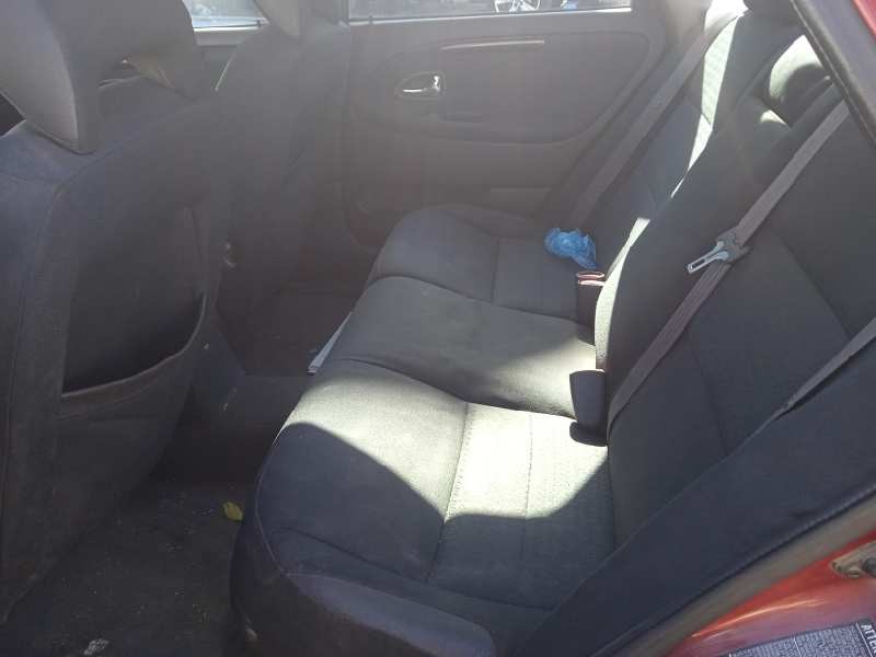 volvo s40 berlina del año 2001