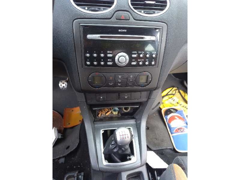 ford focus berlina (cap) del año 2006