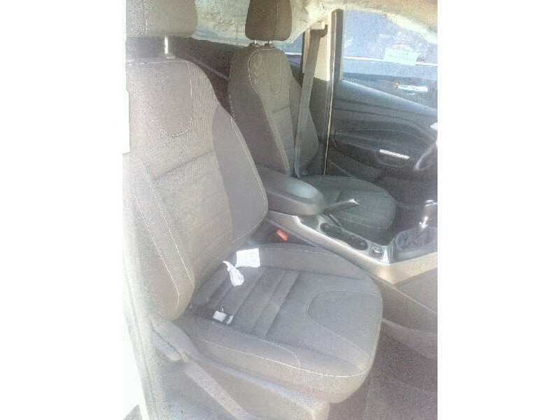 ford kuga (cbs) del año 2016