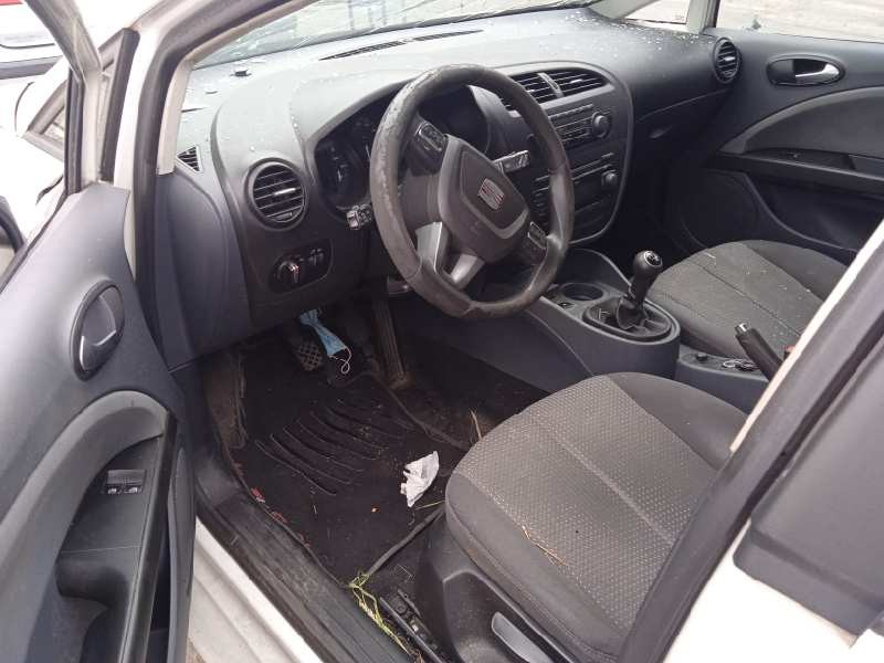 seat leon (1p1) del año 2010