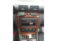 mercedes-benz clase c (w203) berlina del año 2005 2