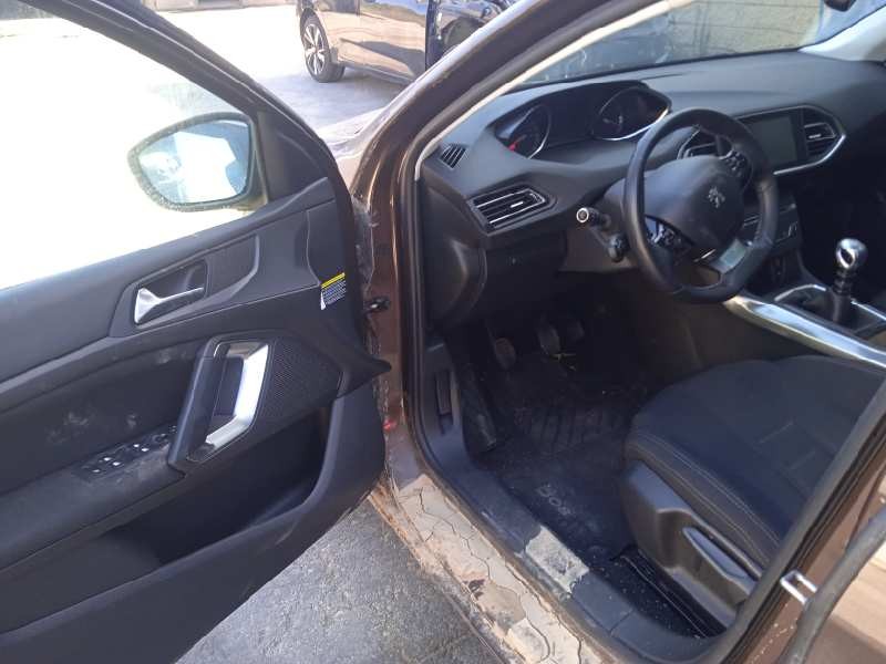 peugeot 308 del año 2013