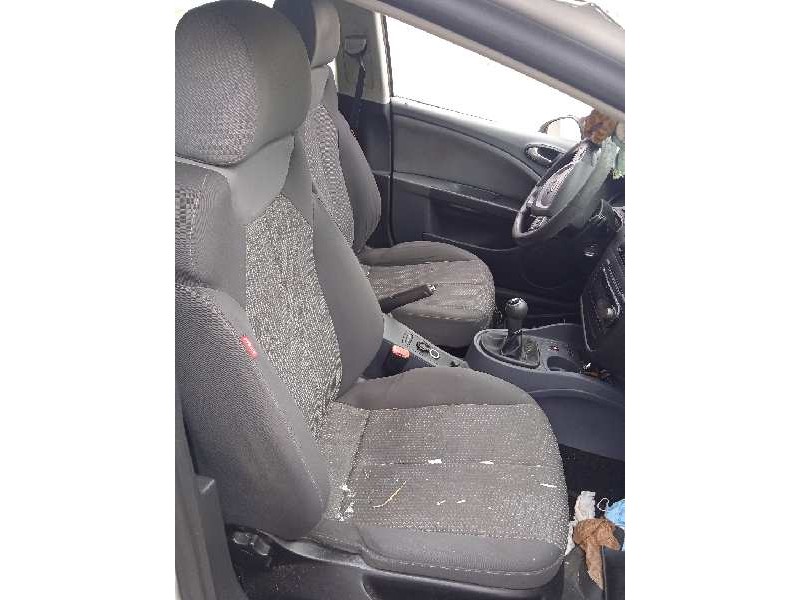 seat leon (1p1) del año 2010