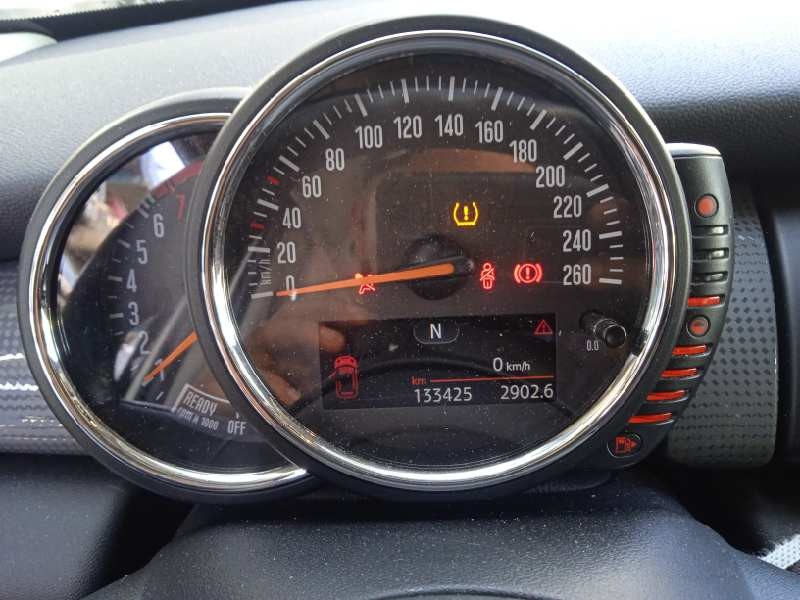 mini mini 5-trg. (f55) del año 2015