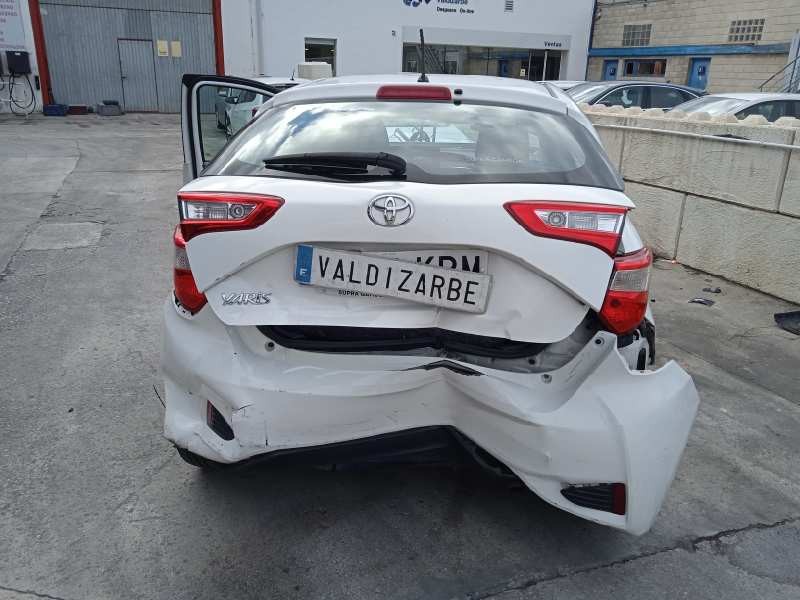 toyota yaris del año 2018