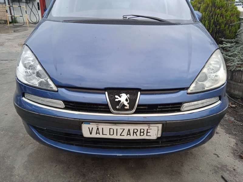 peugeot 807 del año 2004