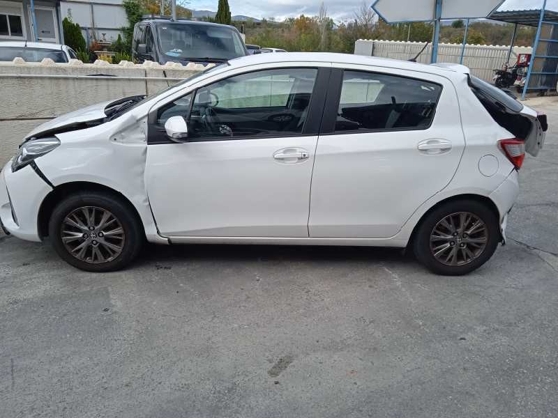 toyota yaris del año 2018