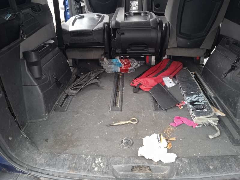 peugeot 807 del año 2004