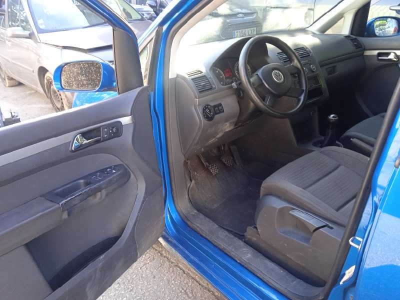 volkswagen touran (1t1) del año 2004