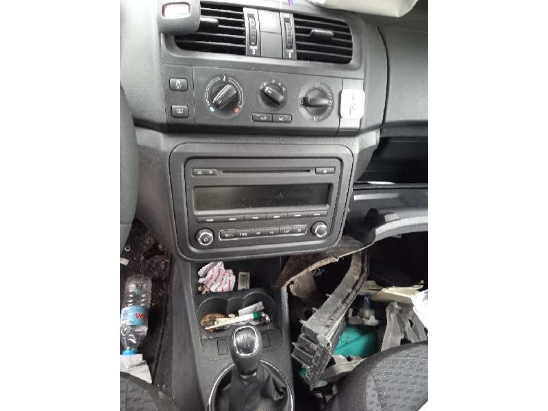 skoda fabia (5j2 ) del año 2014