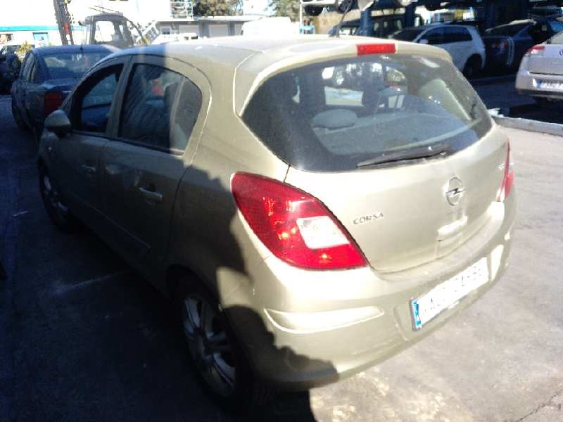 opel corsa d del año 2007