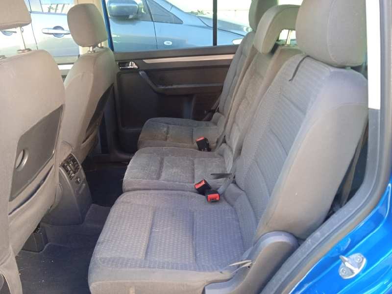 volkswagen touran (1t1) del año 2004