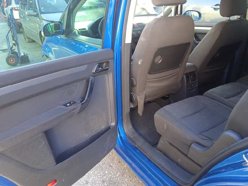 volkswagen touran (1t1) del año 2004