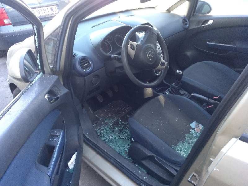 opel corsa d del año 2007