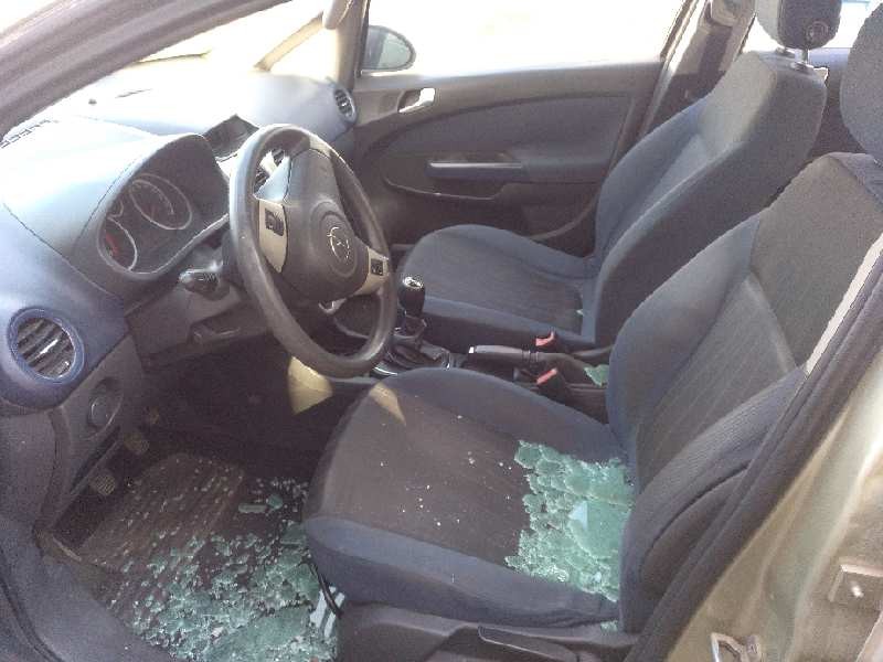 opel corsa d del año 2007