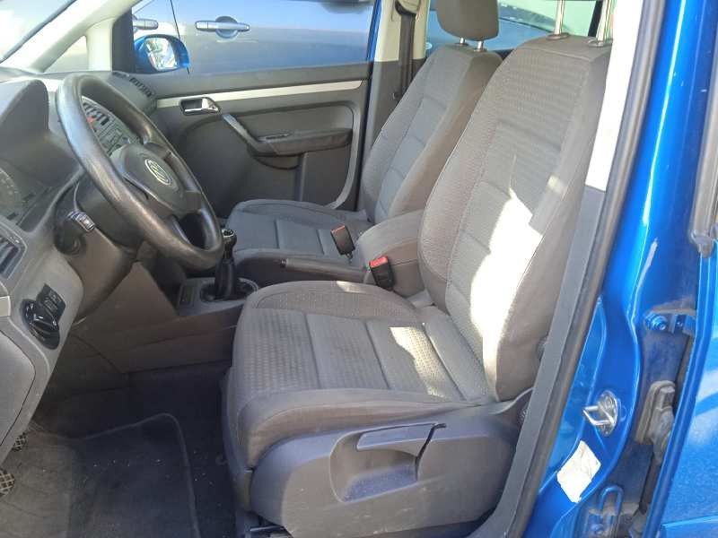 volkswagen touran (1t1) del año 2004