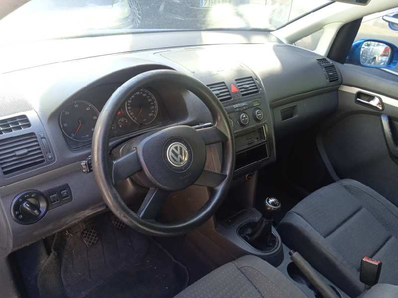 volkswagen touran (1t1) del año 2004