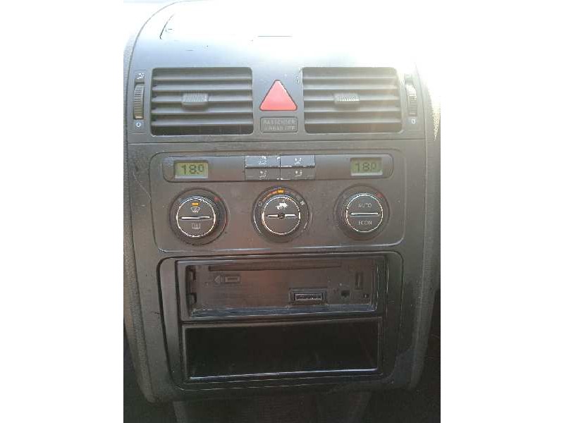 volkswagen touran (1t1) del año 2004