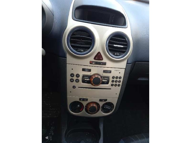 opel corsa d del año 2007