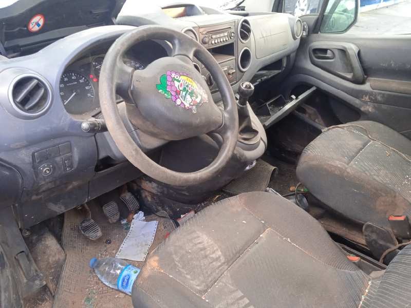 peugeot partner kombi del año 2011