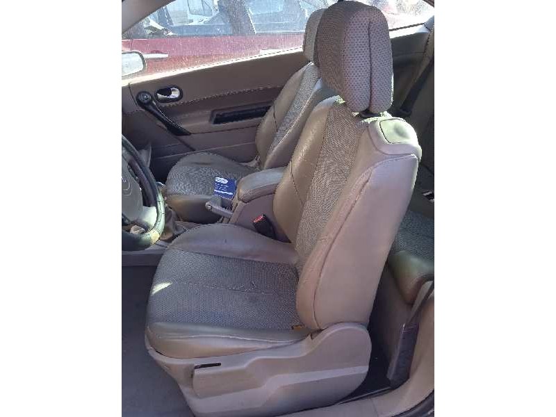 renault megane ii coupe/cabrio del año 2004