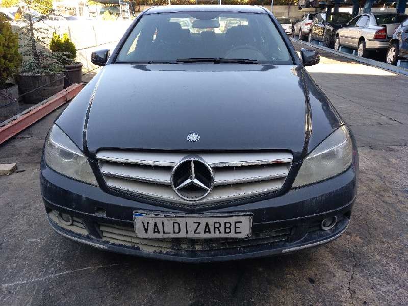 mercedes-benz clase c (w204) berlina del año 2009
