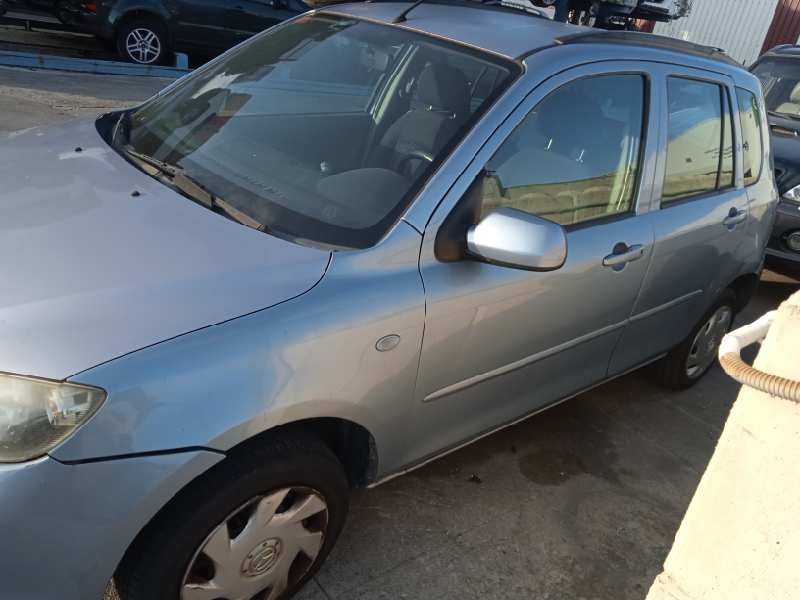 mazda 2 berlina (dy) del año 2004
