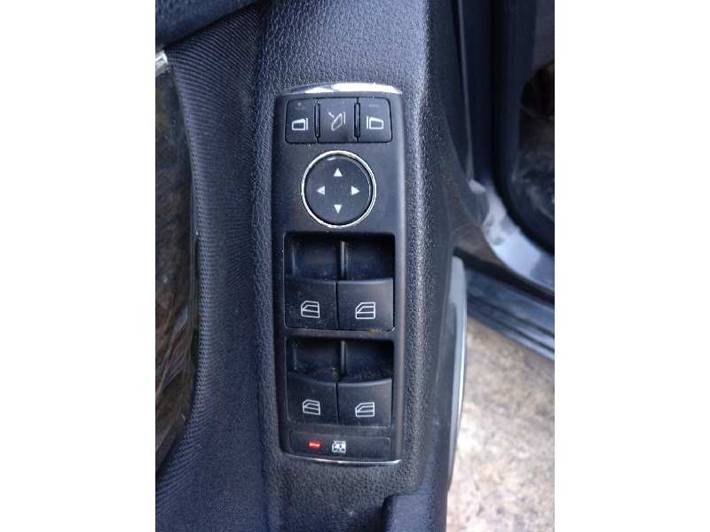 mercedes-benz clase c (w204) berlina del año 2009