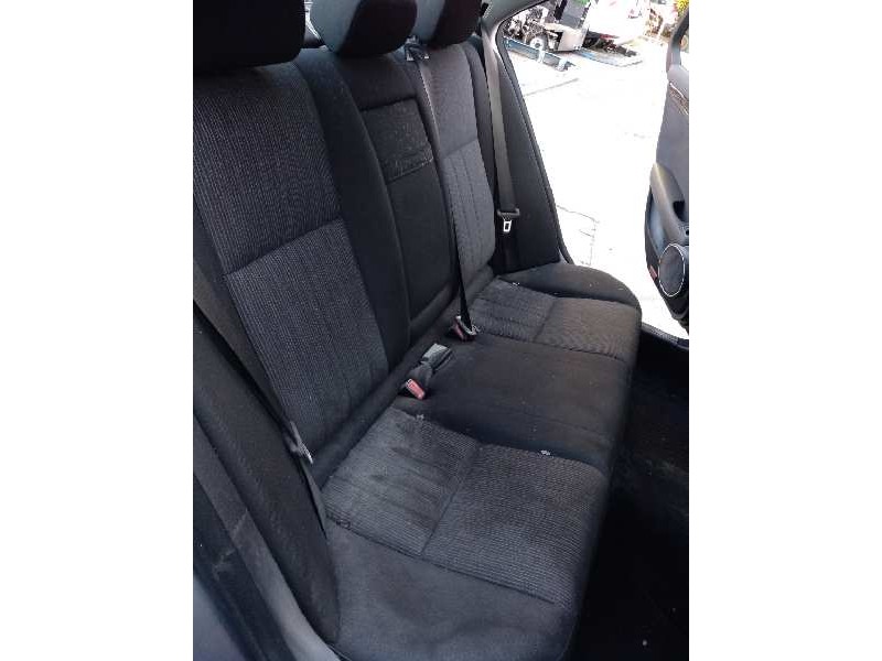 mercedes-benz clase c (w204) berlina del año 2009