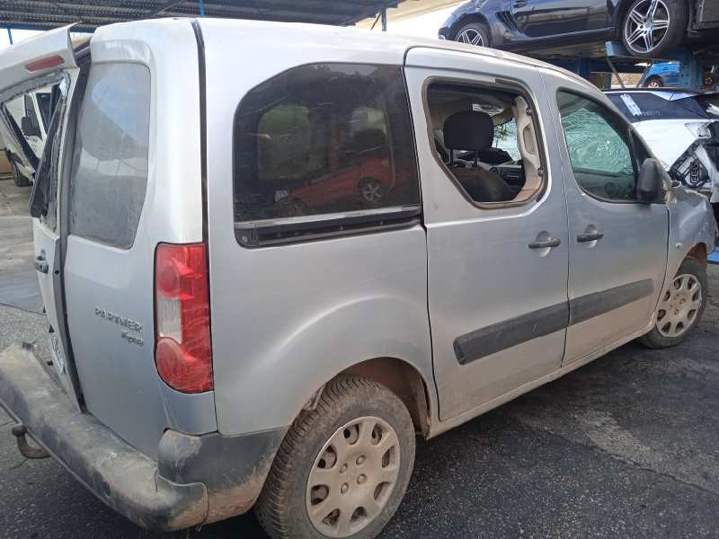 peugeot partner kombi del año 2011