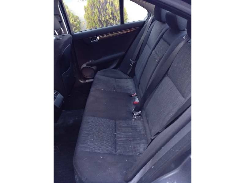 mercedes-benz clase c (w204) berlina del año 2009