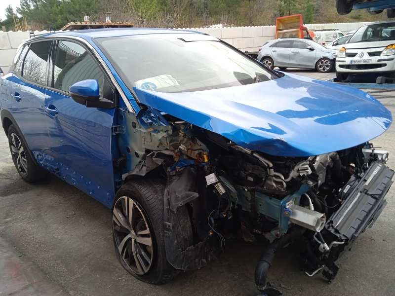 peugeot 3008 del año 2021